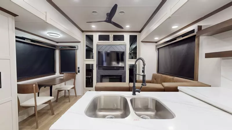 44DBL Floorplan Main Room