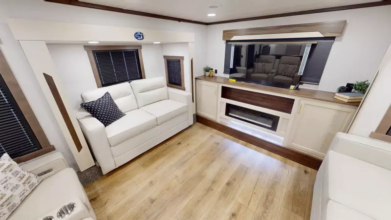 370FL Floorplan Main Room